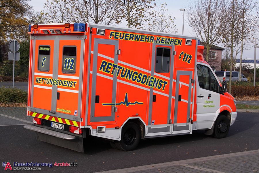 Rettung Kempen 03 RTW 02 (a.D.)