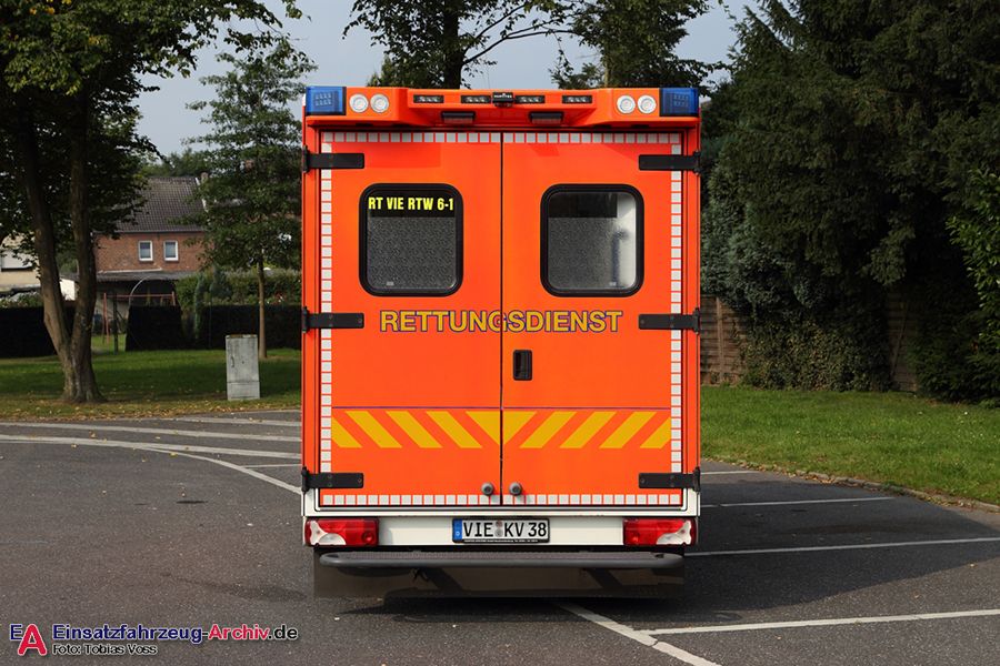Rettung Kreis Viersen 06 RTW 01 (a.D.)