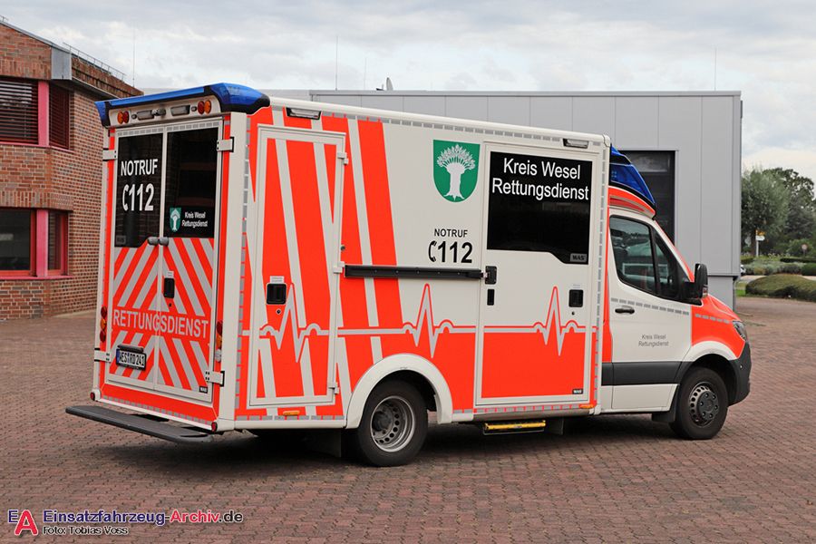 Rettung Hamminkeln RTW 01