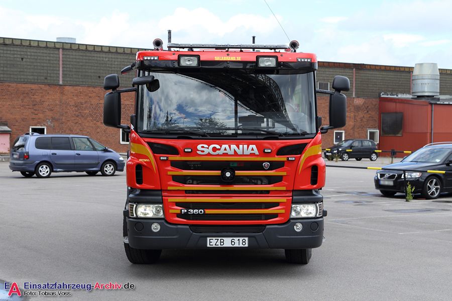 2 26-2510 - Släck-/Tankbil