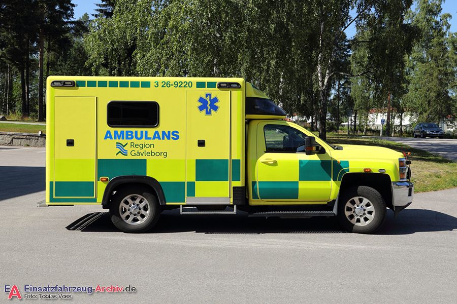 3 26-9220 - Ambulans (a.D.)