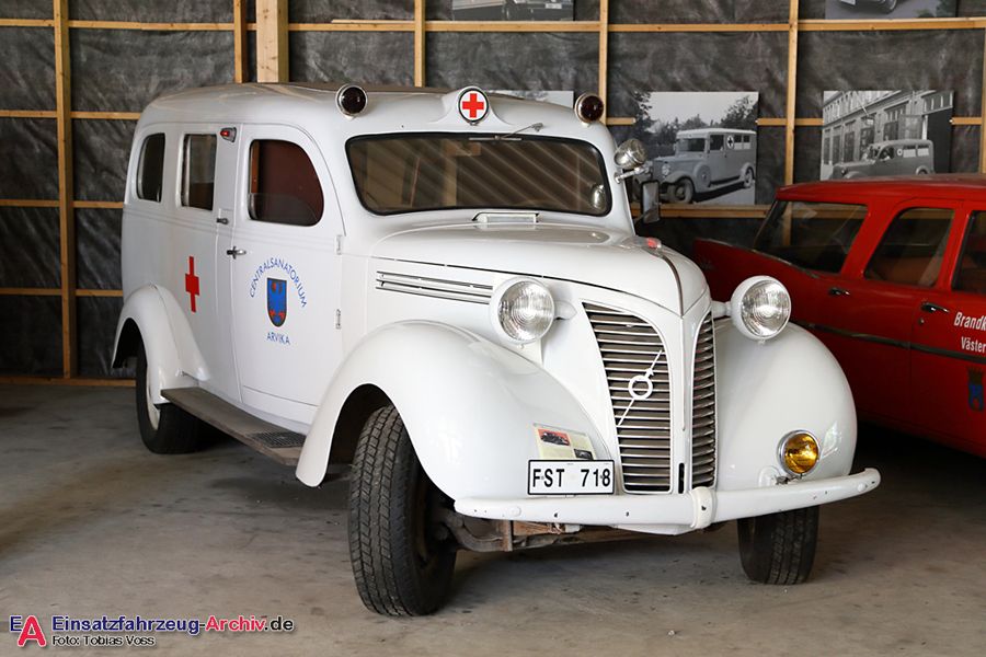 Volvo PV 824 - Ambulans