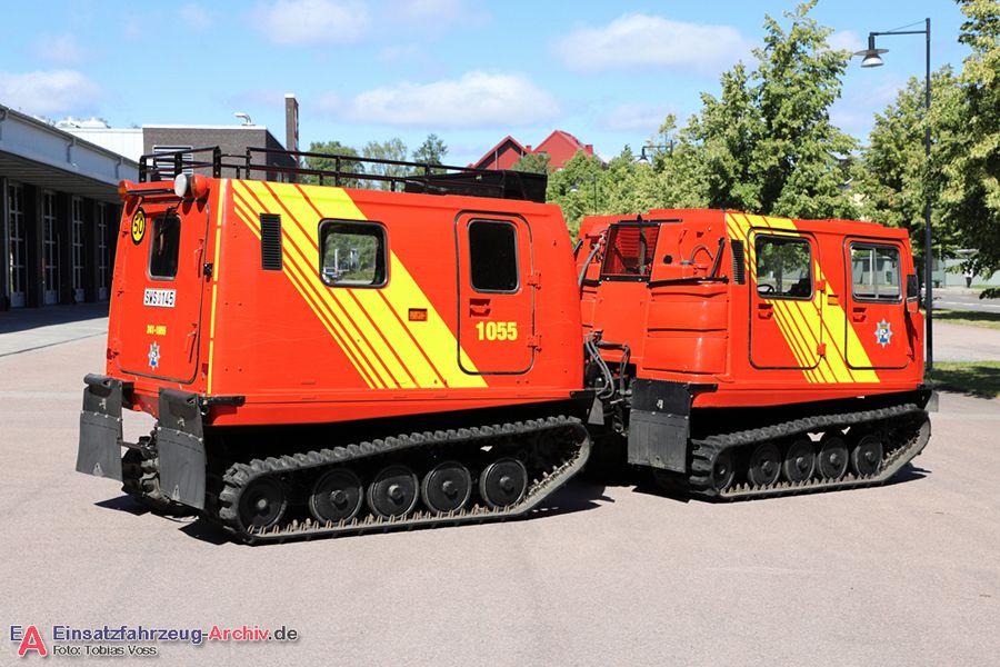 2 41-1055 - Bandvagn