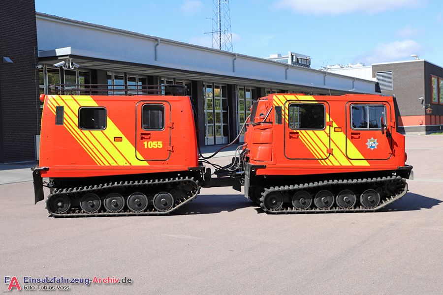 2 41-1055 - Bandvagn