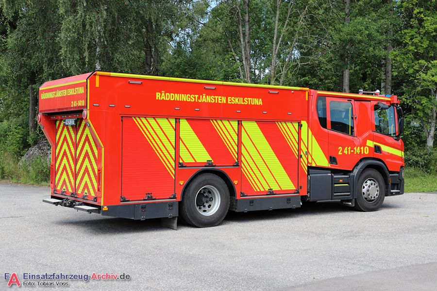 2 41-1410 - Släck-/Räddningsbil