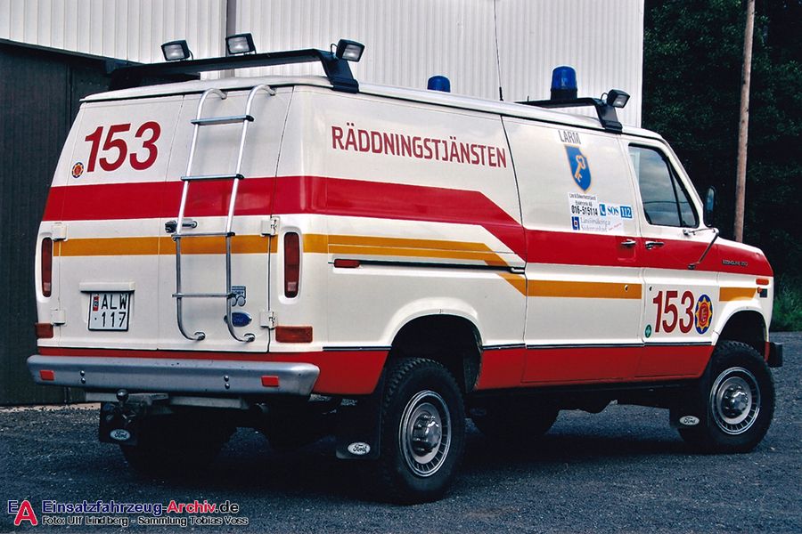 24 153 - Räddningsbil (a.D.)