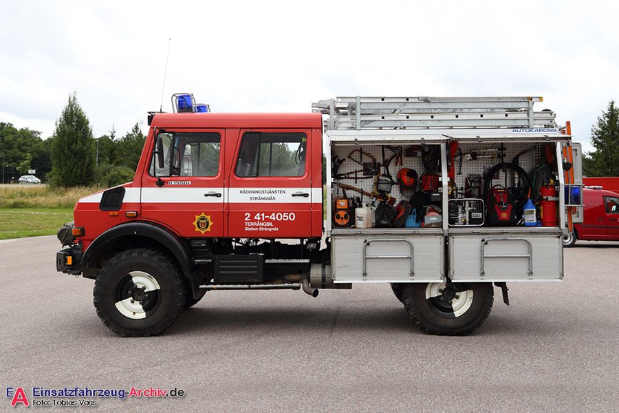2 41-4050 - Terräng-/räddningsbil (a.D.)