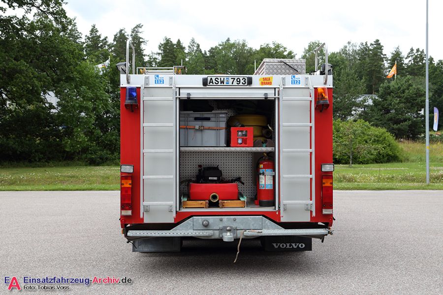 2 41-4040 - Tankbil (a.D.)